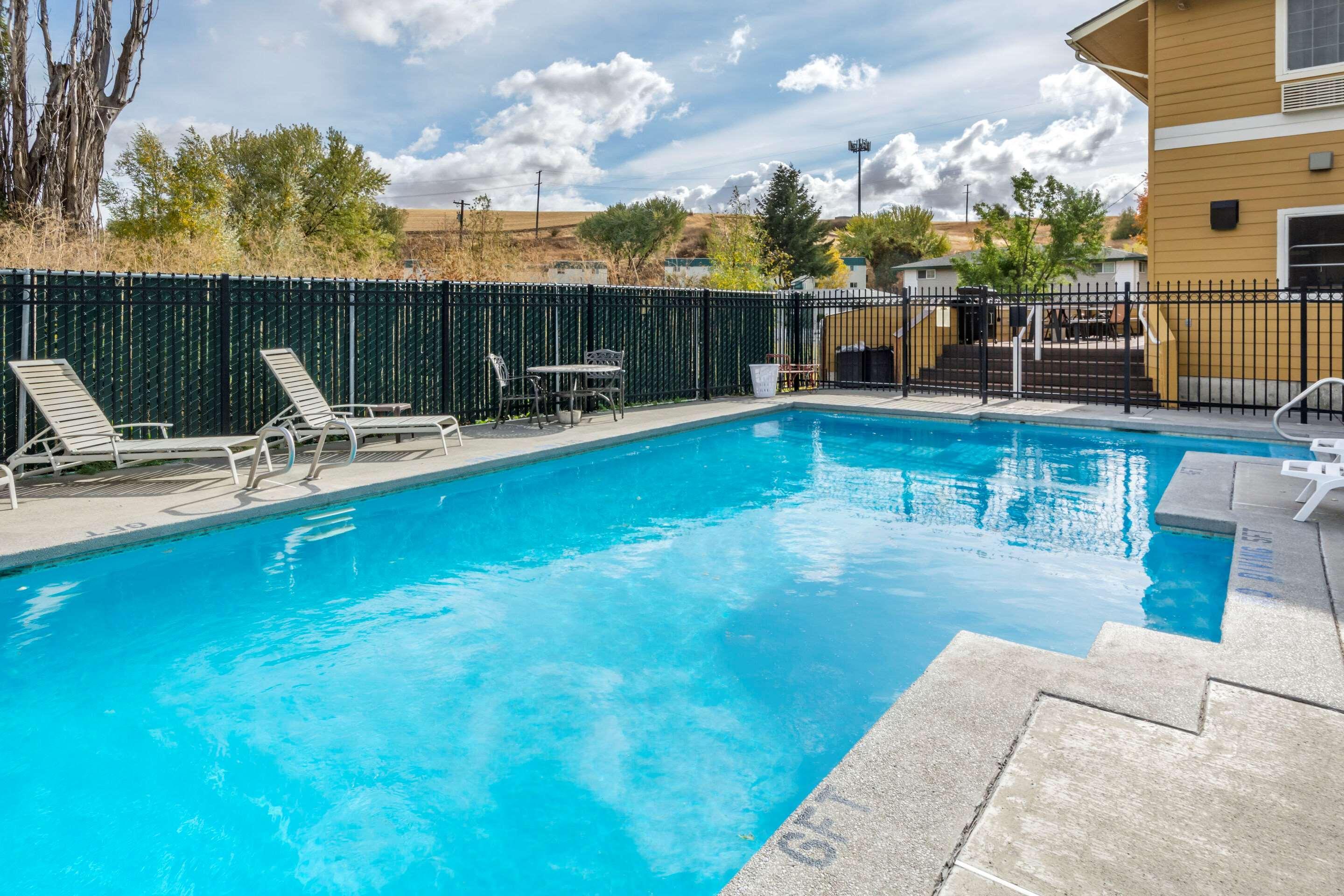 Quality Inn Paradise Creek Pullman Exterior photo