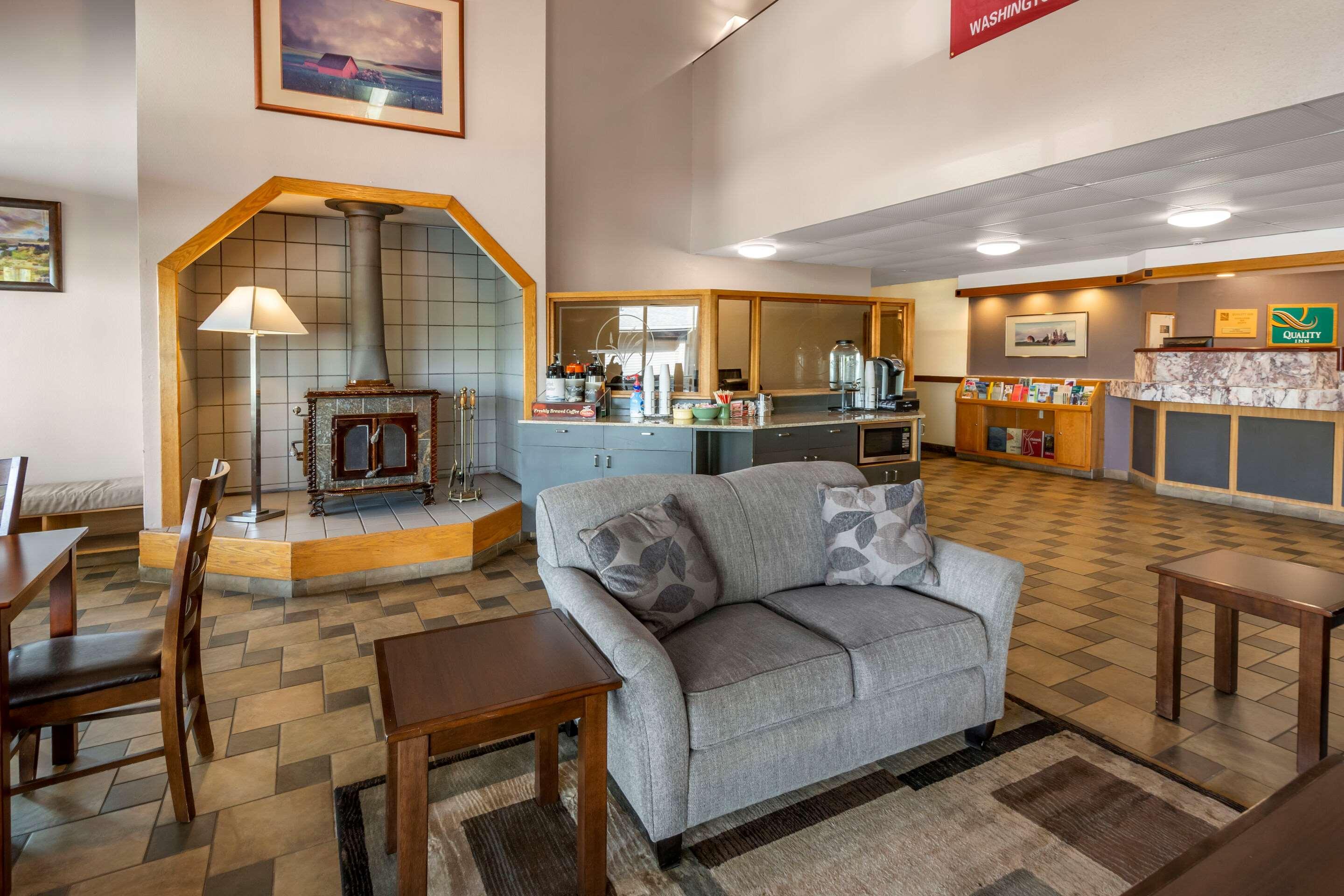 Quality Inn Paradise Creek Pullman Exterior photo