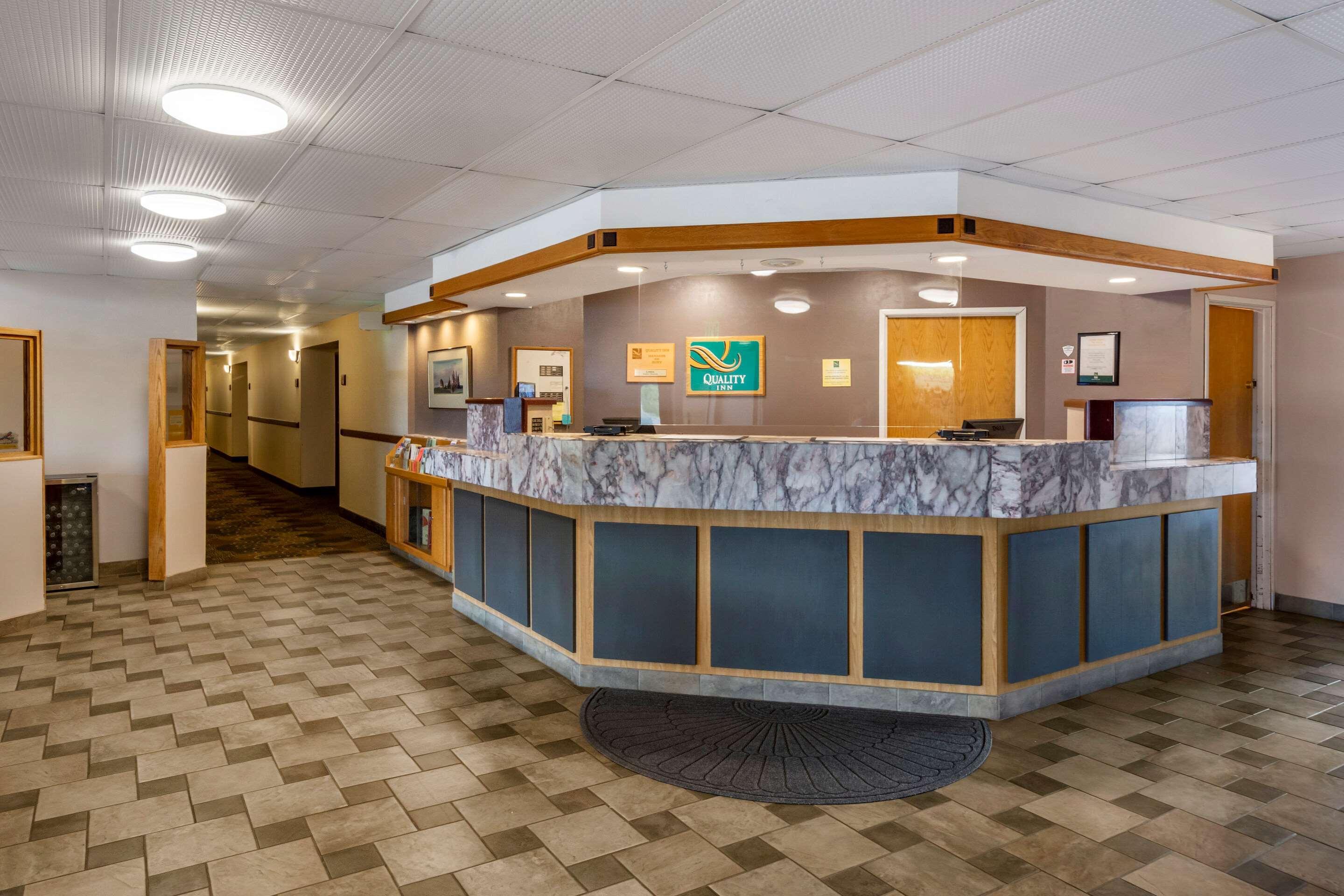 Quality Inn Paradise Creek Pullman Exterior photo